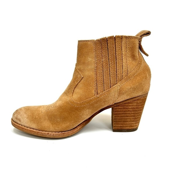 Dolce Vita Jones Camel Suede Western Chelsea Boots Ankle Booties, Size 6 - Picture 4 of 14